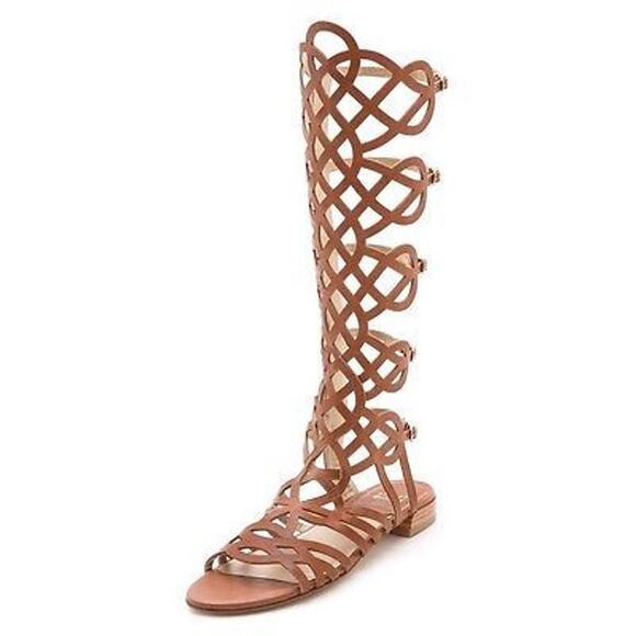 STUART WEITZMAN $495 Aphrodite Gladiator Sandal SEXY FLATS Size 9 Tan FESTIVAL - Picture 1 of 8